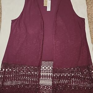 CHICO'S COTTON SLUB LACE HEM VEST SOLID ROYAL BORDEAUX